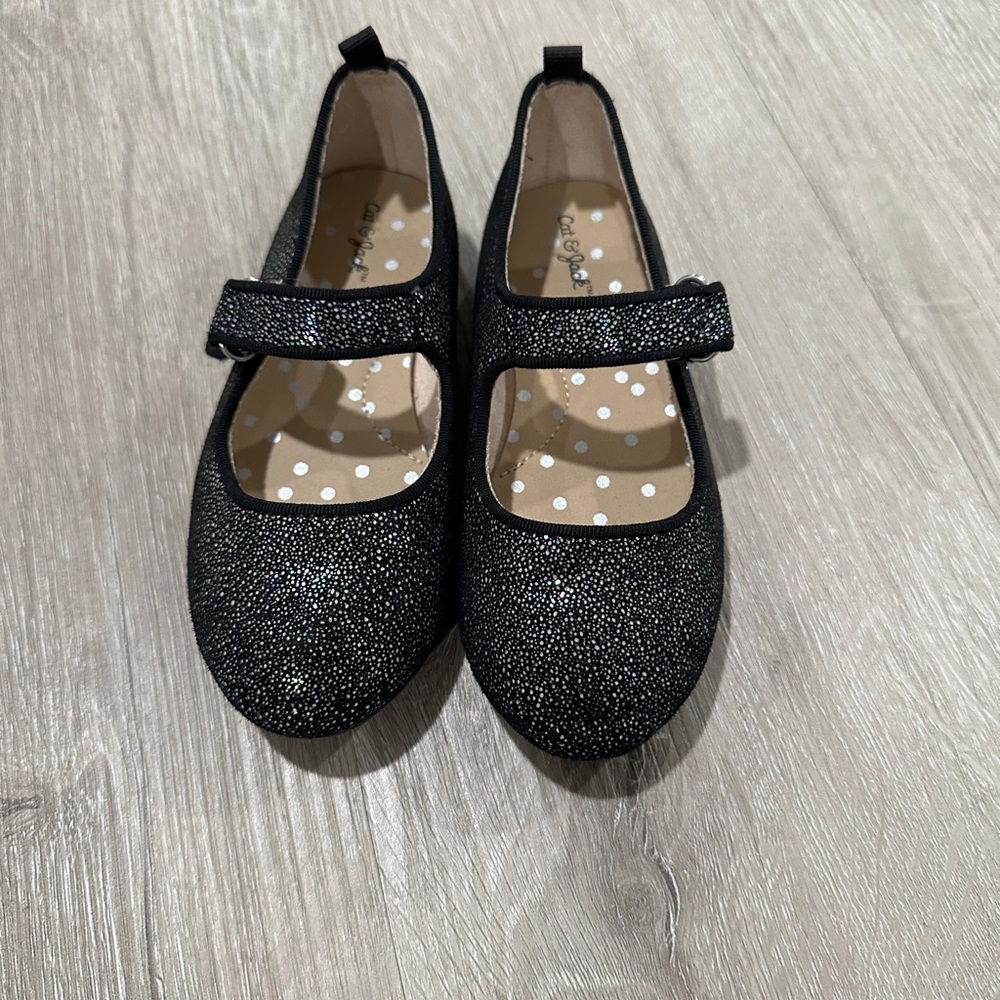 Cat & jack Mary Jane’s size 10